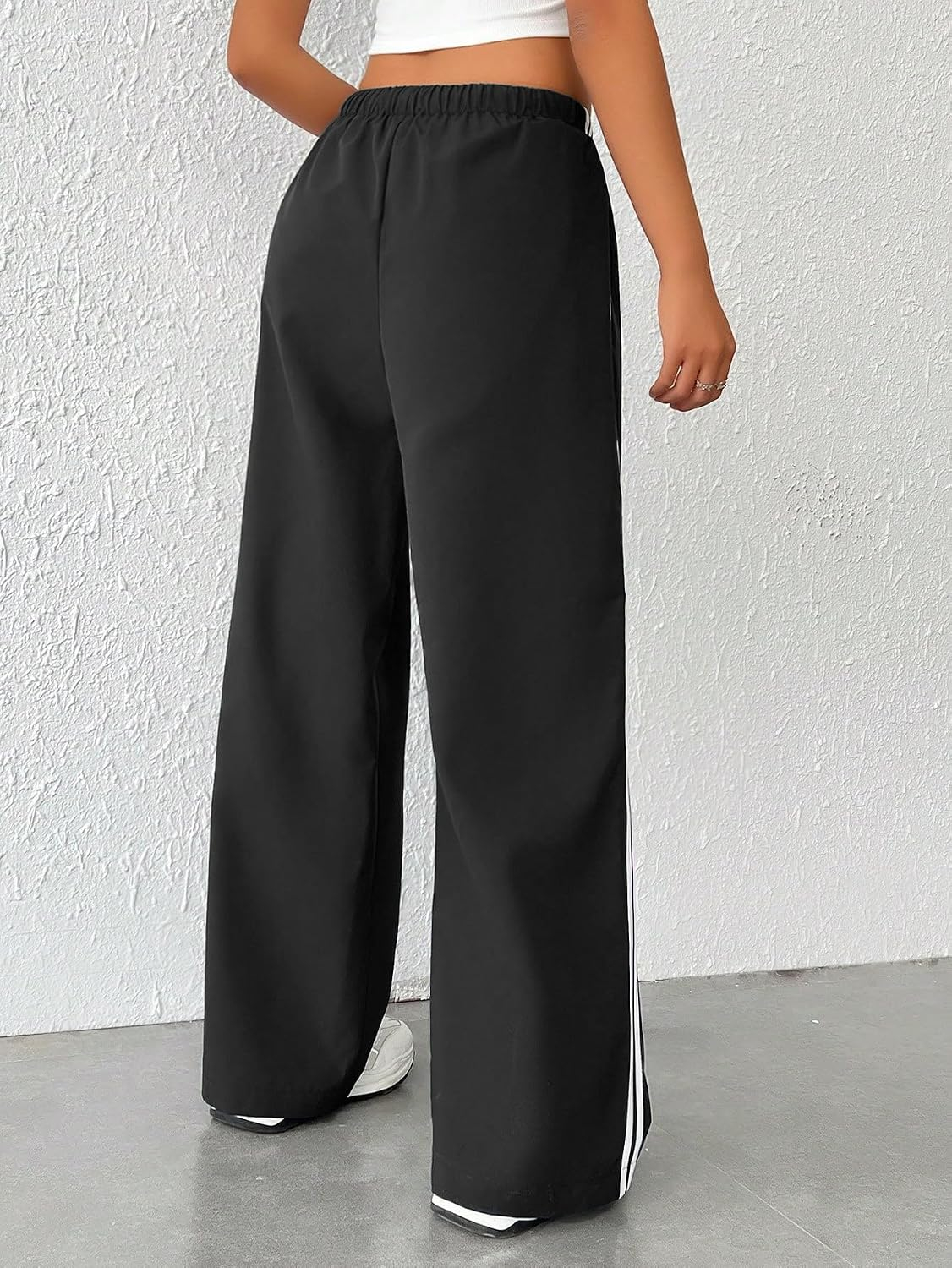 RelaxMove Women's Wide-Leg Track Pants - Image 4